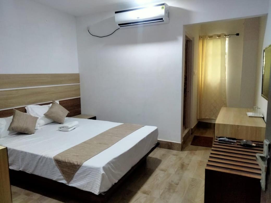 Hotel Magic Square Guwahati Exterior foto
