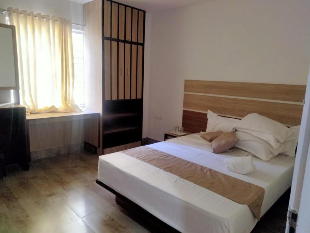 Hotel Magic Square Guwahati Exterior foto