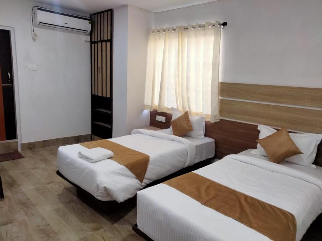 Hotel Magic Square Guwahati Exterior foto